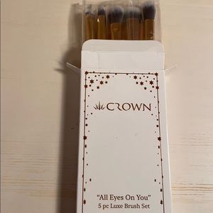 Crown 5 piece Luxe Brush set